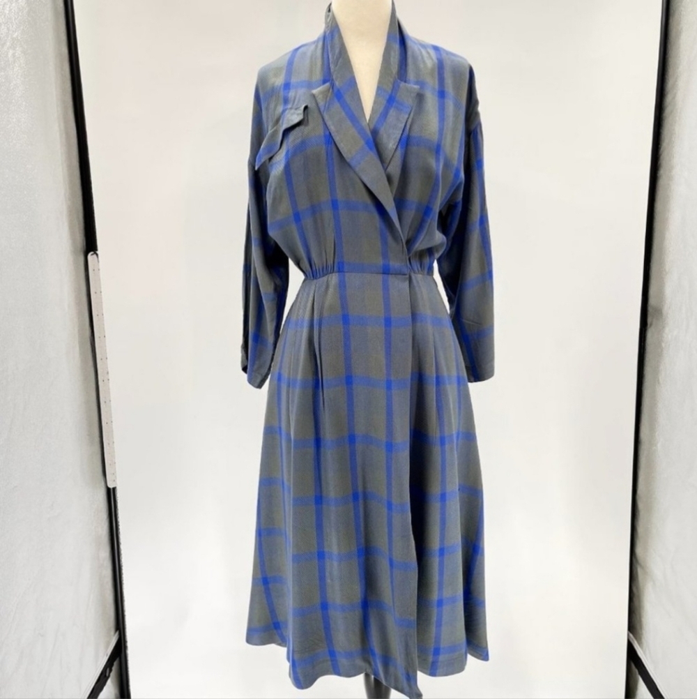 Vintage JONES NEW YORK ~ Fabulous Front Crossover Dress ~ Size 4